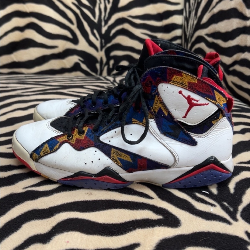 Jordan Retro Multicolor Sneakers size 8 1/2